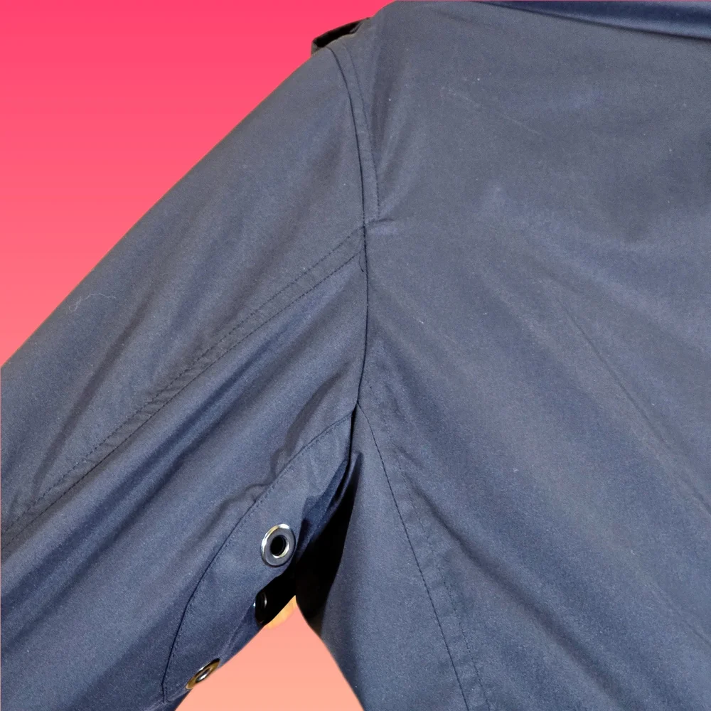 ✨️ Burberry Hooded Jacket  ✨️ - Picture 9 of 16